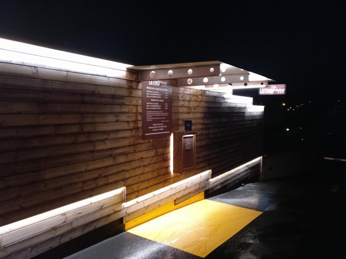 Motel Latino Llanera  Εξωτερικό φωτογραφία